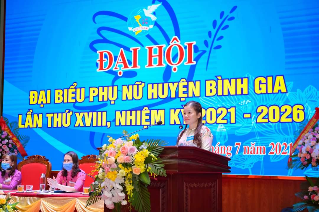 3. Đc Vũ Thị Huyền Trang phát biểu chỉ đạo tại Đại hội Hội LHPN Bình Gia