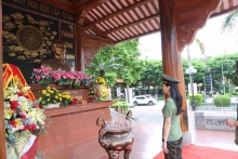 Hội phụ nữ phụ nữ công an tỉnh tổ chức chương trình dâng hương tưởng niệm Chủ tịch Hồ Chí Minh